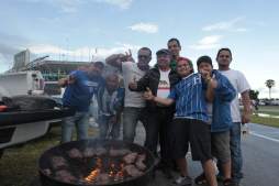 Catrachos vuelven a armar fiesta en Miami