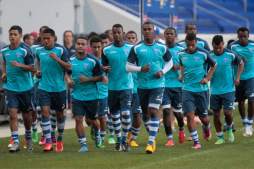 Honduras no quiere sorpresas en su debut ante Haití