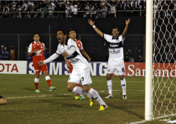 Olimpia supera a Santa Fe y da paso gigantesco a la final
