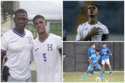Aarón Zúniga junto a su padre Samir Zúniga en uno de sus juegos con la Selección de Honduras.