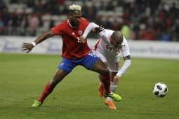Kendall Waston no tuvo participación en el primer juego de Costa Rica en Rusia 2018.