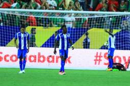Honduras tuvo un primer tiempo muy tibio y aunque en el segundo reaccionó, no pudo anotar. Foto Ronal Aceituno