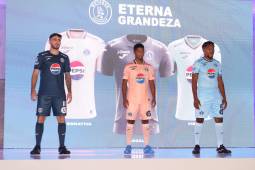 El nuevo uniforme del Motagua para la temporada 2024-25. FOTOS: Marvin Salgado