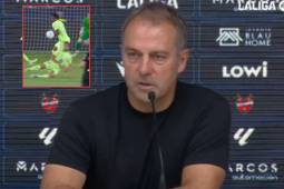 Hansi Flick habló del polémico penal que le pitaron al Barcelona contra Levante: Cuando pasa esto...