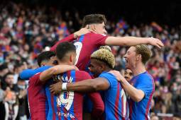 ¡Triunfazo! Barcelona, con exhibición incluida, remonta al Atlético y disputa su mejor partido en la era Xavi