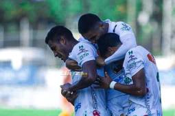 Platense da un paso de esperanza por el no descenso venciendo a Upnfm en el Excélsior