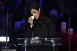 Vanessa no contuvo las lágrimas a la hora de dar un discurso en el funeral de Kobe Bryant en el Staples Center.