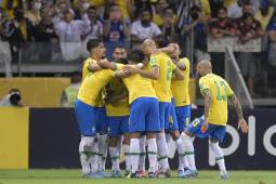 Brasil fue muy superior y humilló a la selección de Paraguay en Belo Horizonte.