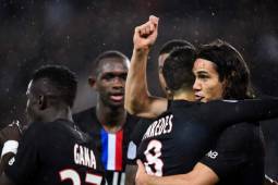 En la tabla de goleadores de la Ligue 1, Mbappé suma 14 este curso e iguala en cabeza con Wissam Ben Yedder (Mónaco).