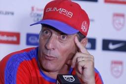 Pedro Troglio, entrenador de Olimpia, habló con orgullo del fútbol centroamericano y alabó a sus jugadores.