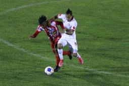 Enfrentamiento entre Vida y Olimpia en la Liga Nacional de Honduras.