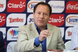 Pedro Rebollar Arbitro de Honduras 2017.