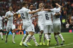 El PSG hizo seis puntos y se alejó del Real Madrid en el grupo A de la fase de grupos de la Champions.