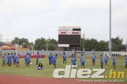 La mañana de este lunes ha salido muy temprano de su hotel de concentración para realizar su segundo entrenamiento de cara al duelo 'amistoso' contra México, el miércoles en el NRG Stadium.Foto Juan Salgado