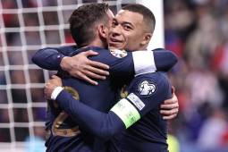 Mbappé se despachó con tres tantos en la contundente victoria de Francia frente a Gibraltar.