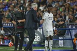 Ancelotti explotó contra el brasileño en conferencia de prensa: Tiene que aprender, en el fútbol el club del teatro no existe