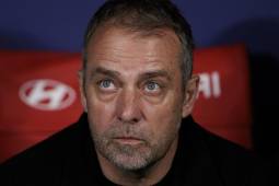 Duro golpe para Hansi Flick: se lesionó de gravedad contra el Atlético y podría perderse lo que resta de temporada