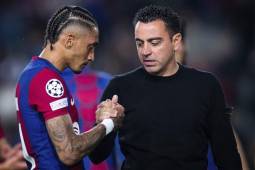 Xavi Hernández se fue expulsado en los cuartos de final de la Champions, donde el Barcelona fue eliminado.