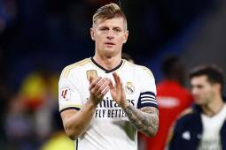 Según Fabrizio Romano, Toni Kroos ha decidido renovar su contrato con el Real Madrid hasta 2025.
