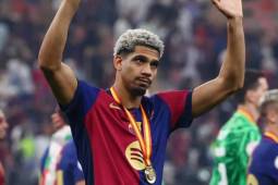 Barcelona le pone precio a Ronald Araujo: la cantidad mínima que piden por su venta