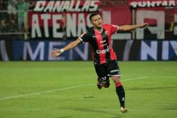 Roger Rojas está encendido en el fútbol de Costa Rica, ya empató a Jonathan McDonald. (Foto: www.everardoherrera.com)