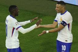 “Dembélé juega como un autista y Mbappé es un poco igual”: polémico técnico carga contra los franceses y luego se disculpa