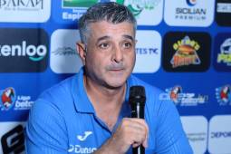 Diego Vázquez en la conferencia de prensa luego del Victoria-Motagua en La Ceiba. (Foto Esaú Ocampo)