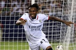 ¡Chukwueze tumba al ‘Rey de Europa’! Milán vence al Real Madrid en su debut en la Soccer Champions Tour