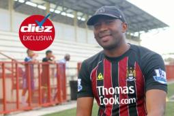 El delantero hondureño Jerry Palacios ahora se encuentra entrenando niños en la Academia que tiene la familia Palacios en La Ceiba. Fotos Edgar Witty