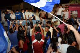 Los seleccionados de Nicaragua fueron recibidos como héroes tras vencer a Jamaica. Foto Cortesía de La Nación