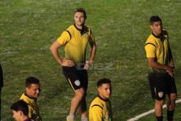 El delantero ruso Evgeny en uno de sus primeros entrenamientos con el Real de Minas. Foto: Ronal Aceituno.