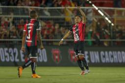 El delantero catracho volverá a tener participación con su equipo este domingo.