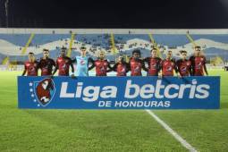 Plantilla de Motagua para uno de sus encuentros en la Liga Nacional de Honduras.