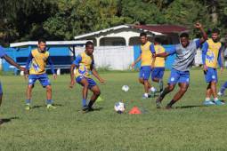 Uno de los entrenamientos del Victoria durante la semana. Foto: Cortesía CD Victoria.