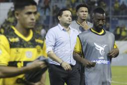 Jeaustin Campos dio la cara tras ser humillado por Marathón: “Me parece grosero el marcador”