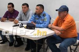 Se permitirá el acceso de ambas barras para el clásico capitalino. Foto Ronald Aceituno.