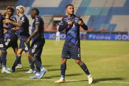 Los azules acumulan 14 juegos sin perder con Marathón en Tegucigalpa. FOTO: Anibal Vásquez