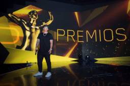 El reguetonero Daddy Yankee fue el encargado de abrir el show de los Premios Univisión Deportes.
