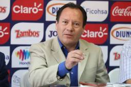 Pedro Rebollar Arbitro de Honduras 2017.