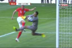 Keylor Navas tuvo gran desempeño ante Inglaterra.