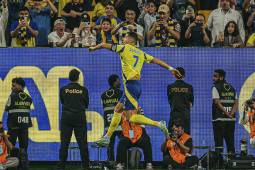 Cristiano Ronaldo marca y asiste: Al Nassr propinó goleada para seguir en la pelea por el liderato en Arabia Saudita