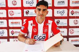 Hondureño deja el sueño europeo y ficha con Vida tras probarse en dos equipos distintos en Liga Nacional