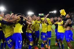 ¡Siguen en primera! El Cádiz del Choco Lozano logra la salvación en La Liga de España tras empatar contra Elche