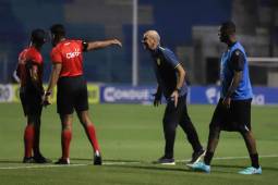 El técnico Miguel Falero ha ganado dos de sus cuatro clásicos dirigidos con Real España. FOTO: Emilio Flores