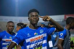 Victoria regresa al camino del triunfo en la era post Héctor Vargas y se baja a los Lobos en La Ceiba