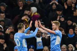 El Manchester City sigue mandando en la Premier League de Inglaterra.