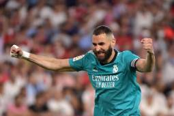 Benzema suma 25 goles, diez más que sus perseguidores en el segundo lugar.