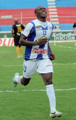 Aumenta el número de futbolistas que se han retirado en silencio en Honduras