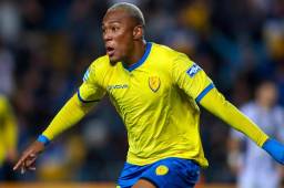 El hondureño Deiby Flores, condecorado como el mejor jugador de la temporada del Panetolikos en la Superliga de Grecia