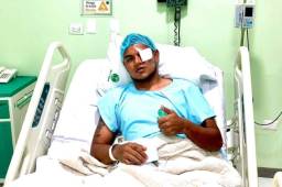 El jugador del Marathón Mario Martínez pasó la noche en el hospital tras recibir el fuerte codazo del jugador del Olimpia Jonathan paz, que le rompió la cara.